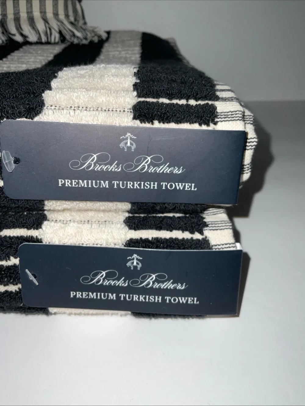 Brooks Brothers 4pc. Turkish Cotton 2 Bath 2 Hand Towel Set Black Stripe NWT